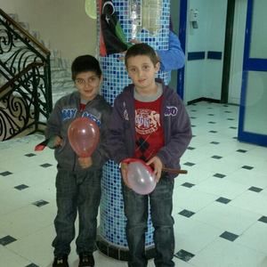 Meet your Posher, Adel